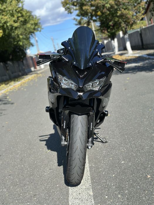 Kawasaki zx4r 2025
