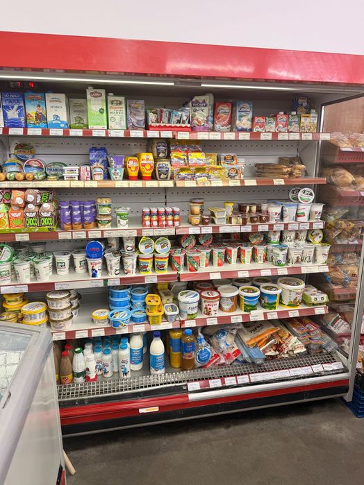 Отворена хладилна витрина 2м