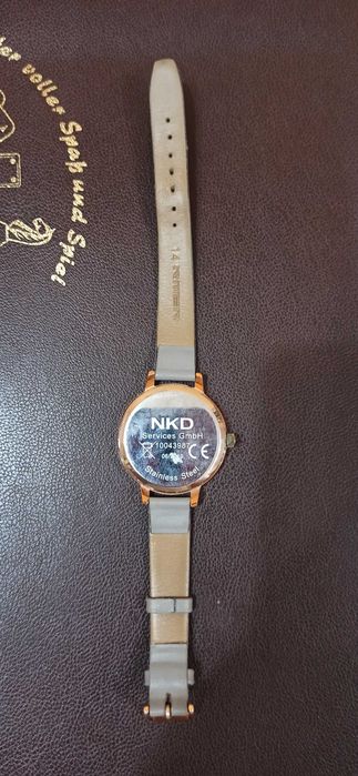 часовници Fossil-40 лв, Laura Torelli-40 лв Dreimaster-40 лв /но