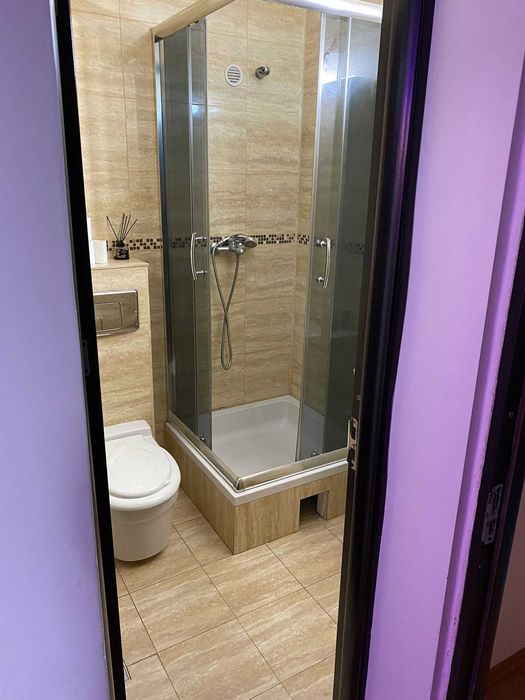 Ap. 3 camere, parter, transformat in spatiu comercial si garsoniera