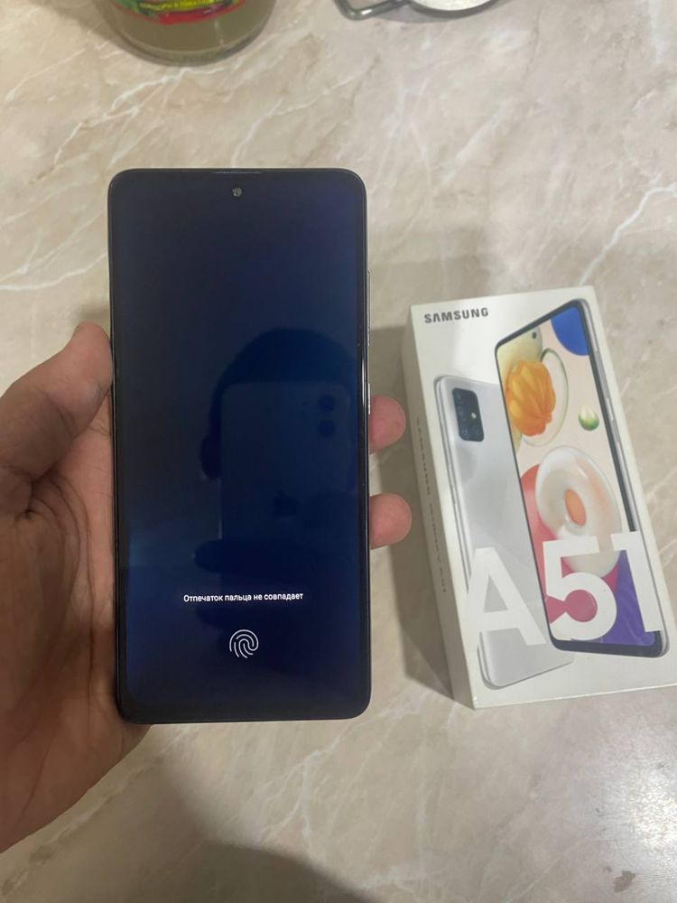 Samsung A51 telefoni sotiladi