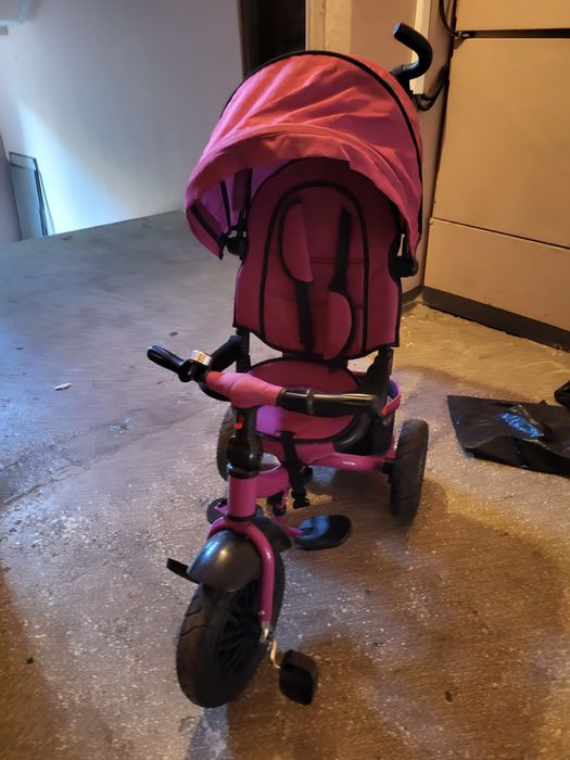 Tricicleta pentru copii