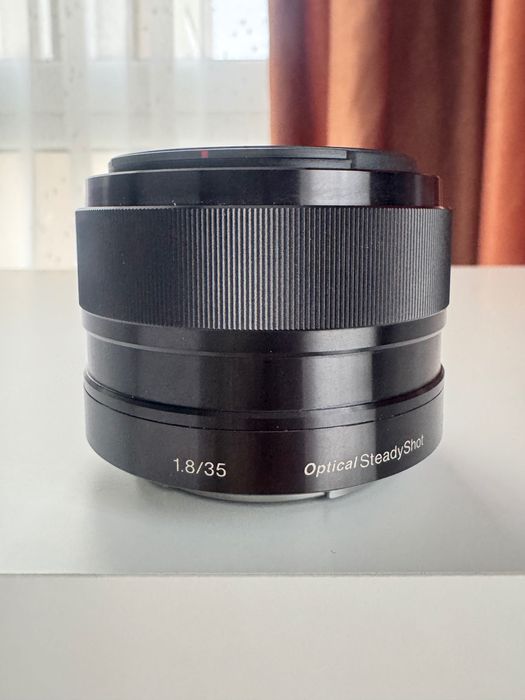 Obiectiv Sony 35mm f/1.8 OSS – stare impecabilă | Oradea