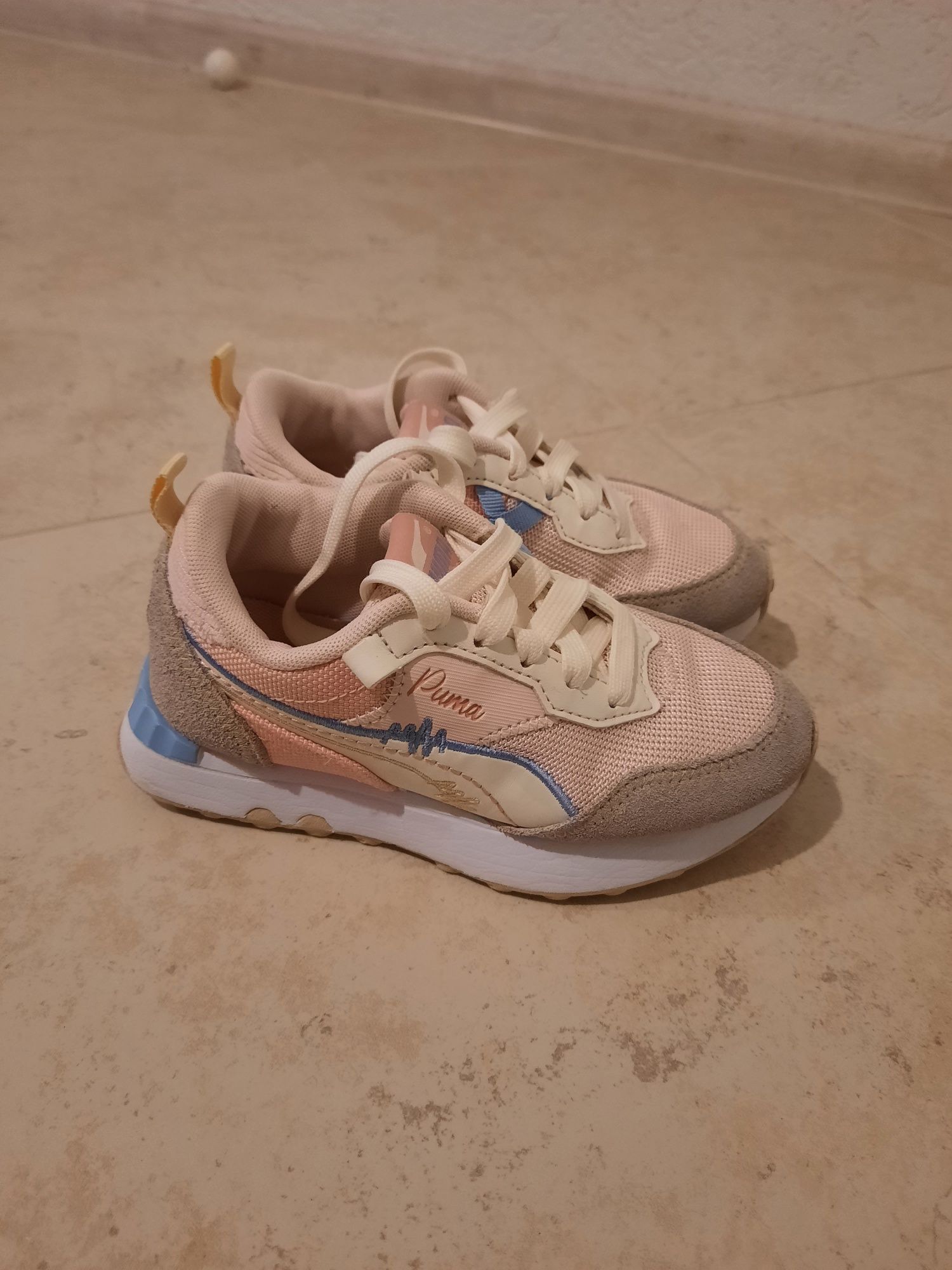 Puma 29 номер момиче