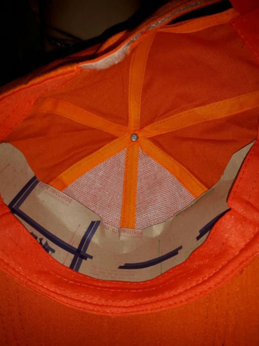 Șapcă pictată manual