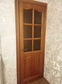 Продам двери деревянные, цена  за 4 двери