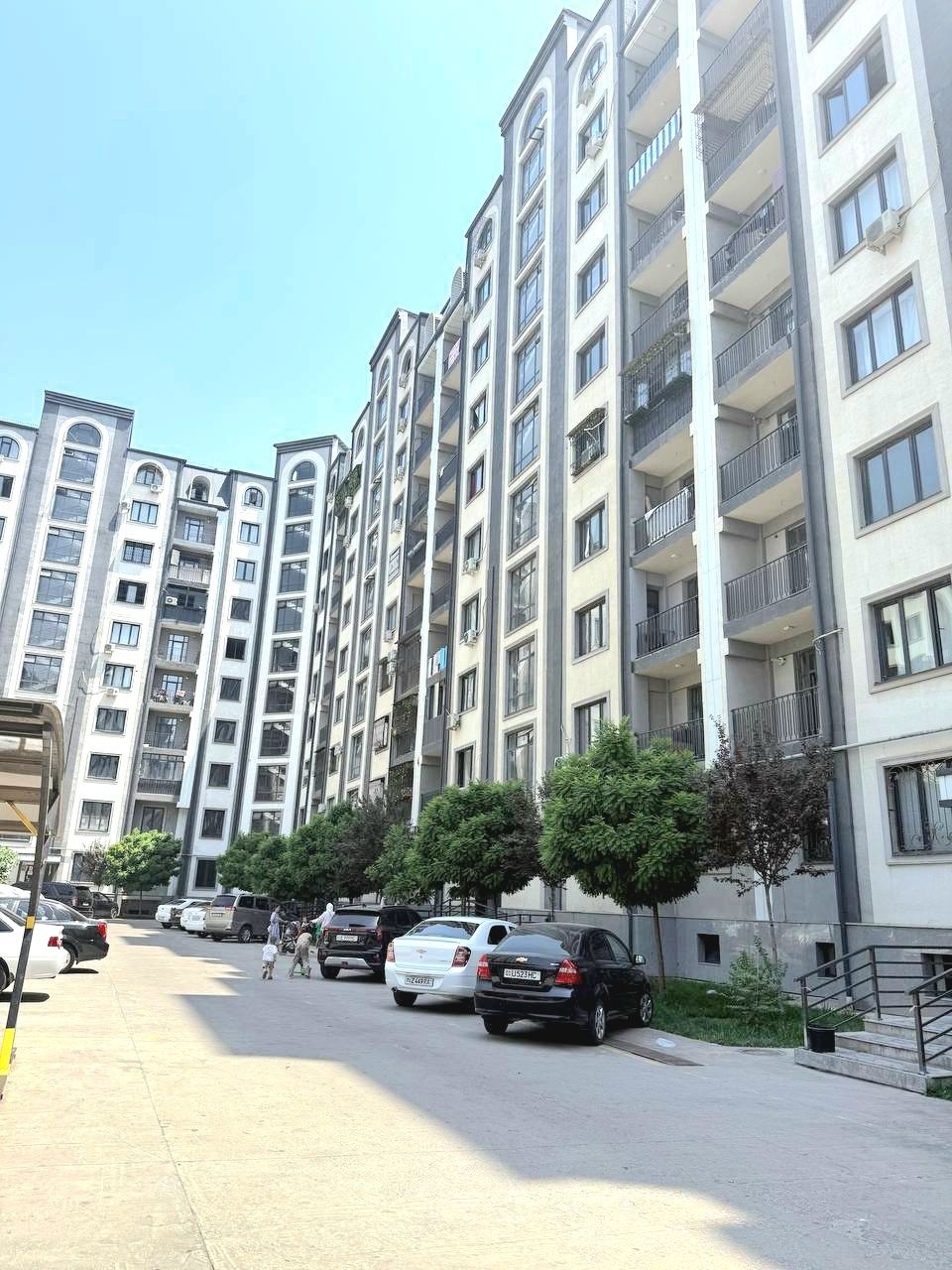 Сергели-6а. "ЧинаХаус" ЖК. 1/10/10. 42м²
