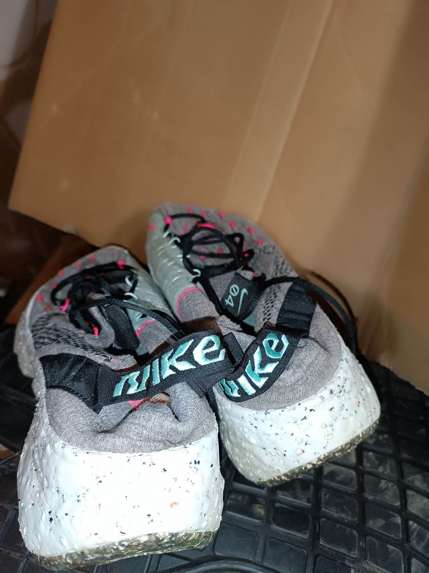 Маратонки Nike Space Hippie 04 .