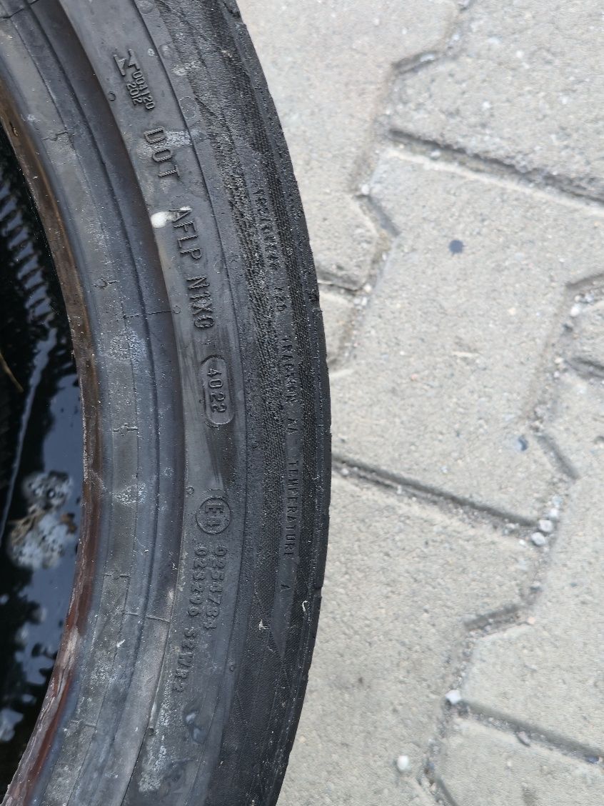 275 40 20 Continental