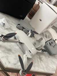 Drona DJI MINI 2 - Fly More Combo