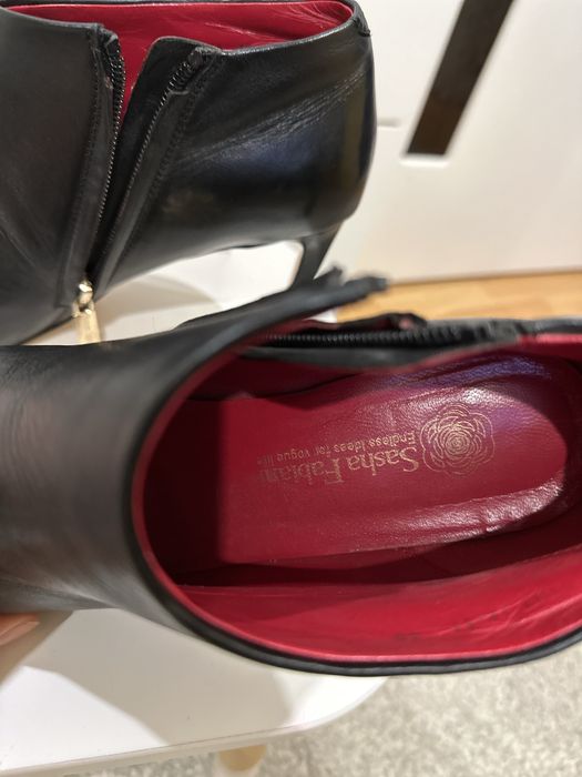 Кожанные ботильоны 39-40р