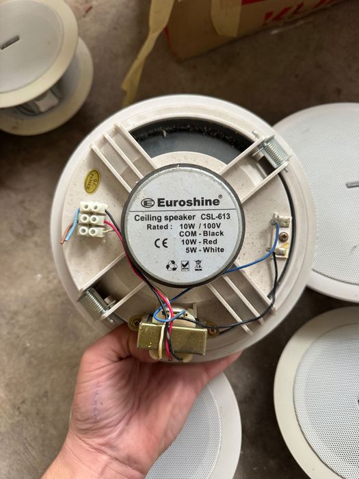 Таванни високоговорители