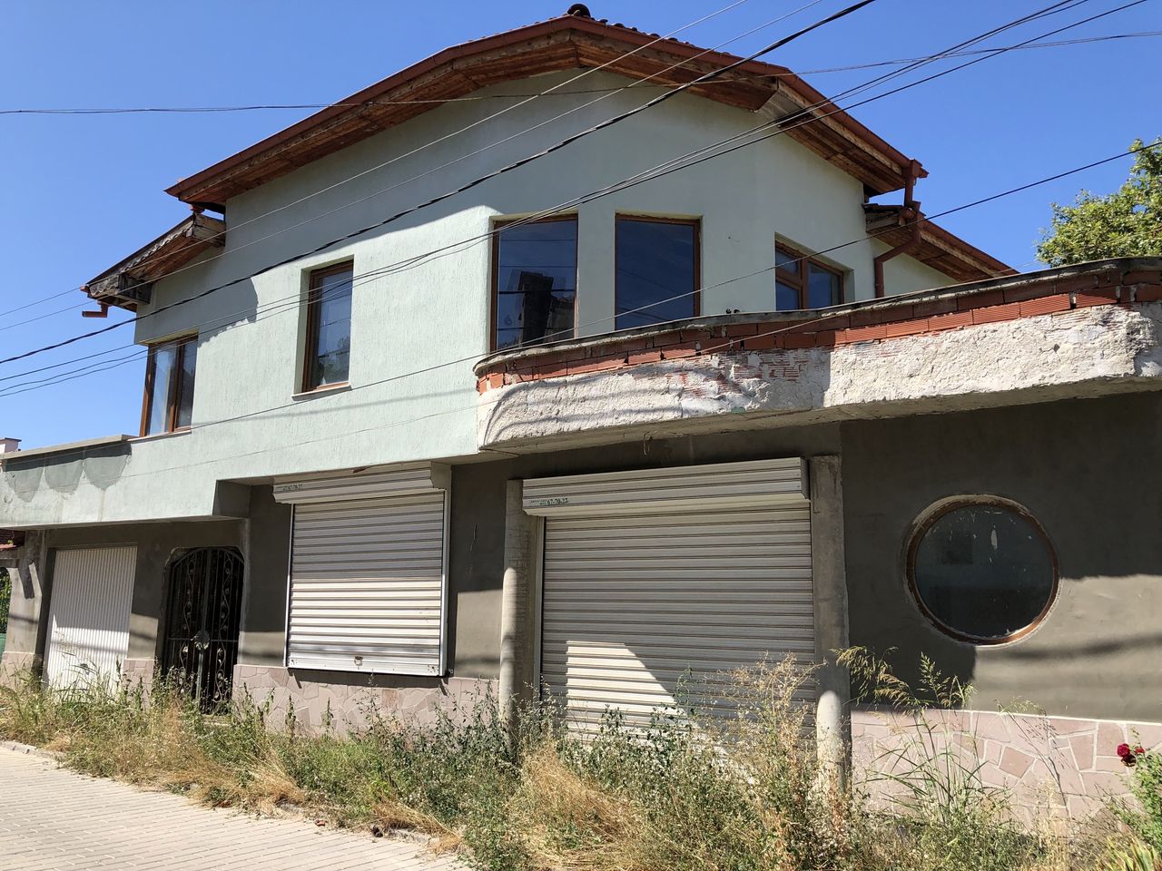 Продава се Къща в Пловдив, Централна гара - 343 кв.м за 517 €/кв.м - Снимка #1