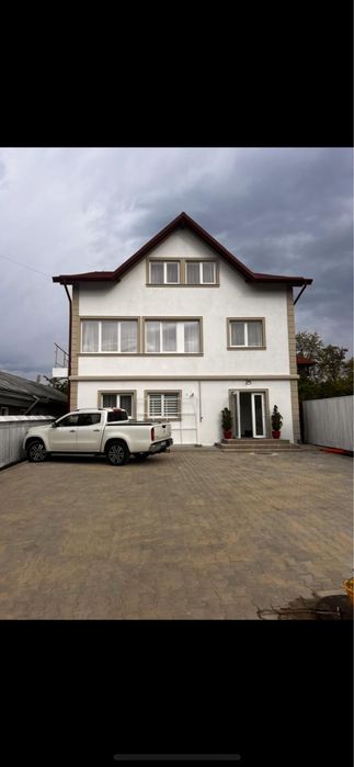 Inchiriez Apartamente