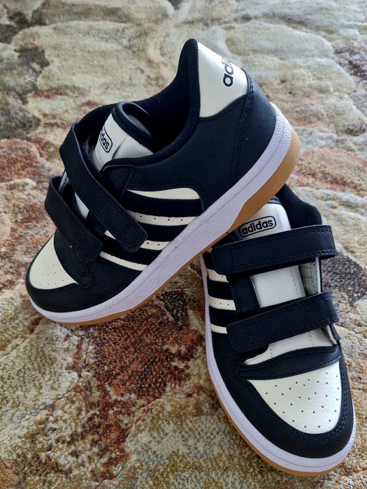 Adidas noi marimea 34