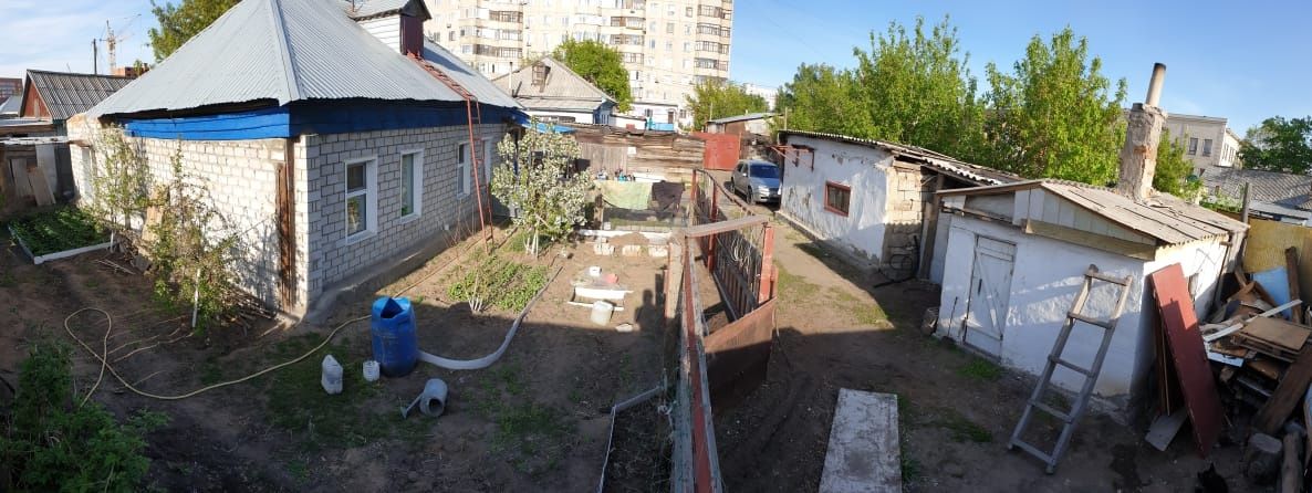 Тёплый дом на срубе,  по докам кирпичный
