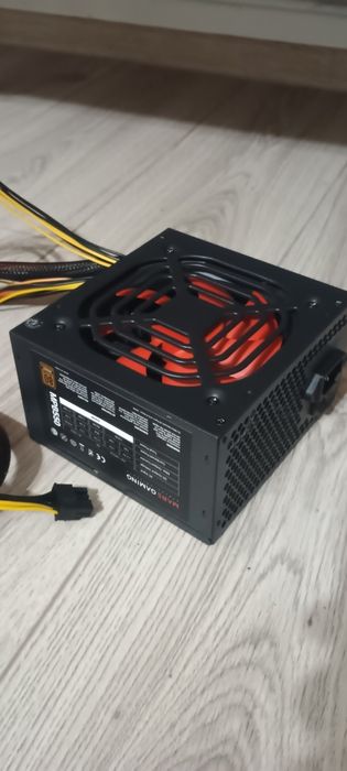 Sursa pc 550w 80+ defecta