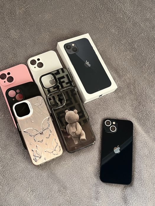 Продам iPhone 13 в черном цвете на 256Гб
