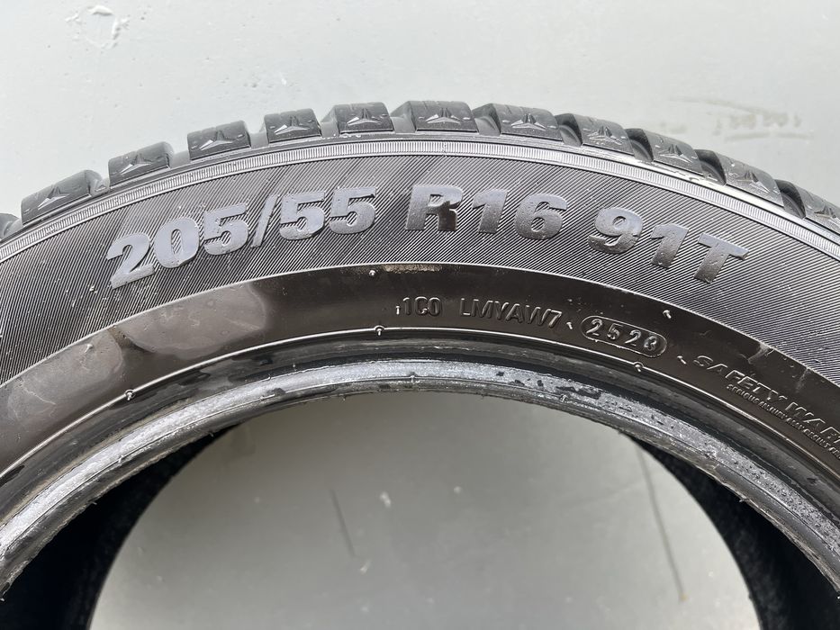 KUMHO WinterCraft WP52 205/55/16 DOT 2523 2 броя