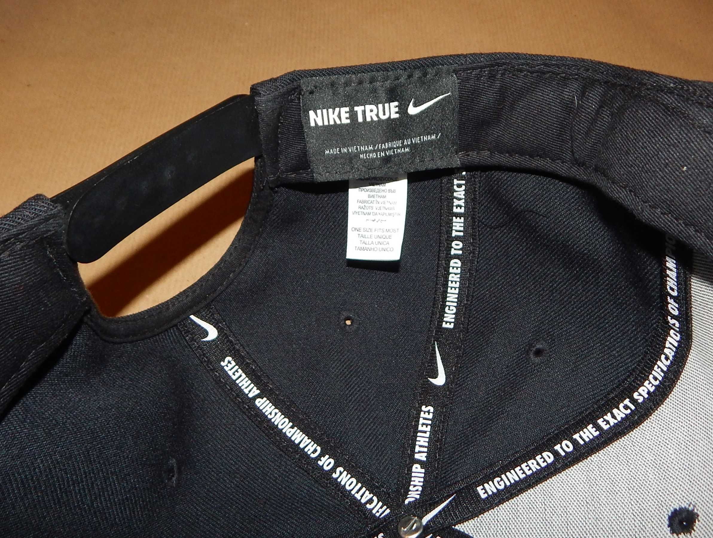 Sapca Nike Air True, unisex, din lana, noua fara eticheta