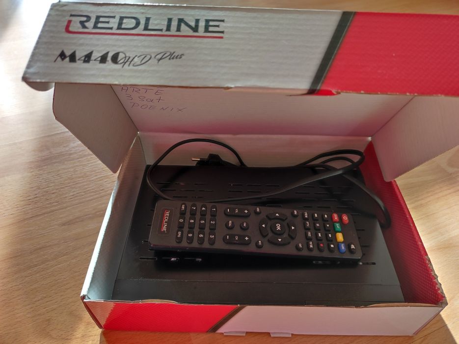 Сателитен приемник Redline