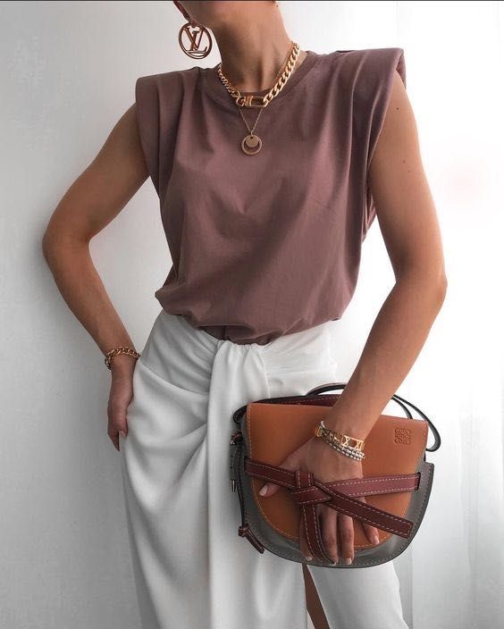 ZARA блуза с повдигнати ръмене
