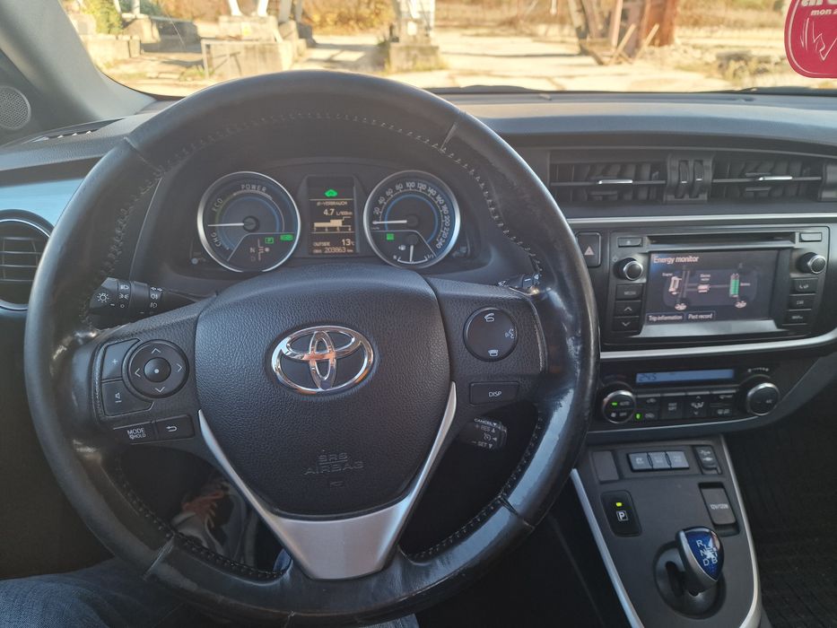 Toyota Auris hybrid