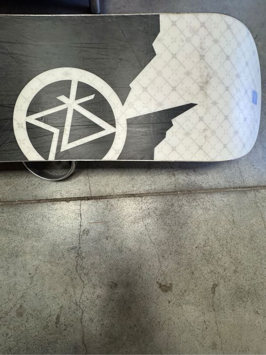 Сноуборд с автомати