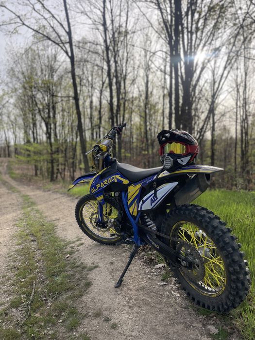 Moto cross Enduro motocicleta 300cc Alfarad Germany