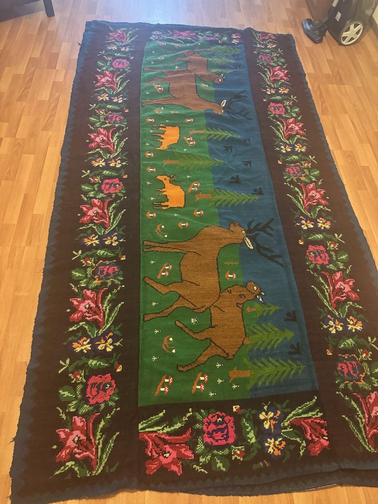 Covor traditional romanesc lana