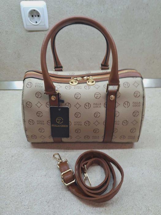 дамска чанта нова цилиндрична