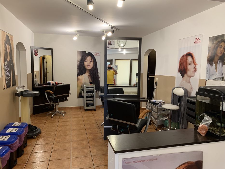 Salon infrumusetare inchiriem post lucru coafura frizerie si spatiu9mp