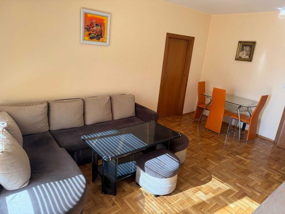 Тристаен апартамент в гр. Пловдив, Тракия