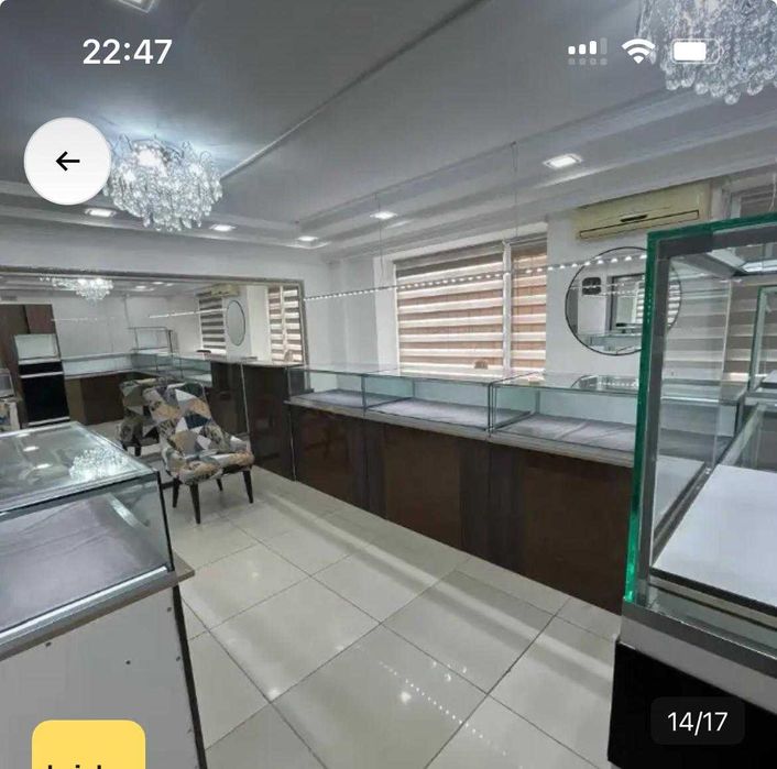 Продаются витрины для ювелирных украшении