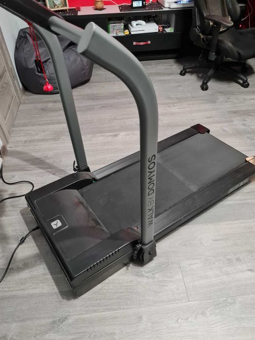 Banda de mers decathlon monitorizata