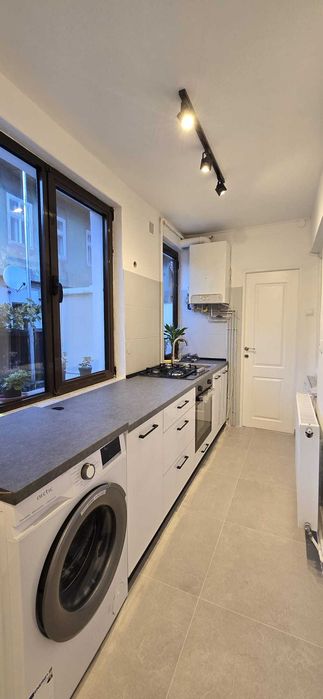 Inchiriere garsoniera casa central