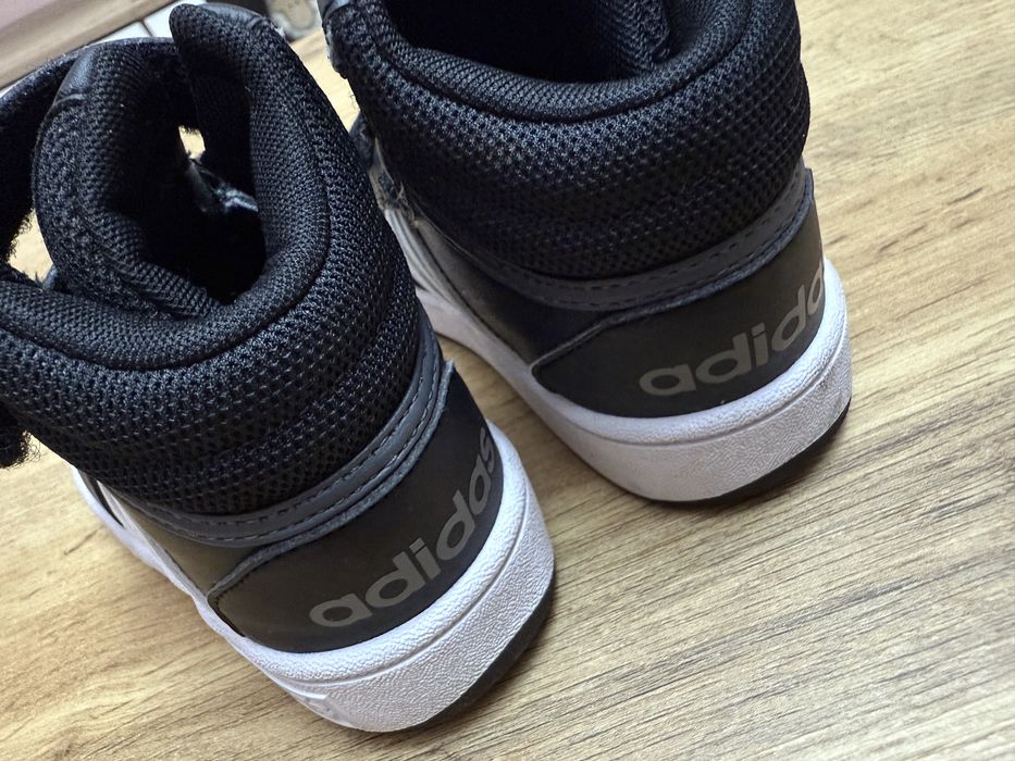 Детски кецове Adidas 25 номер