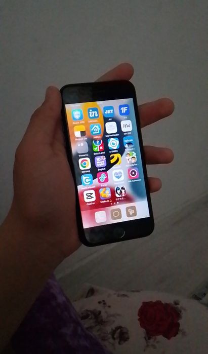 Айфон 7 128гб продам