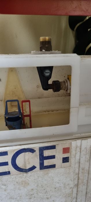 Rezervor wc incastrat/ in perete