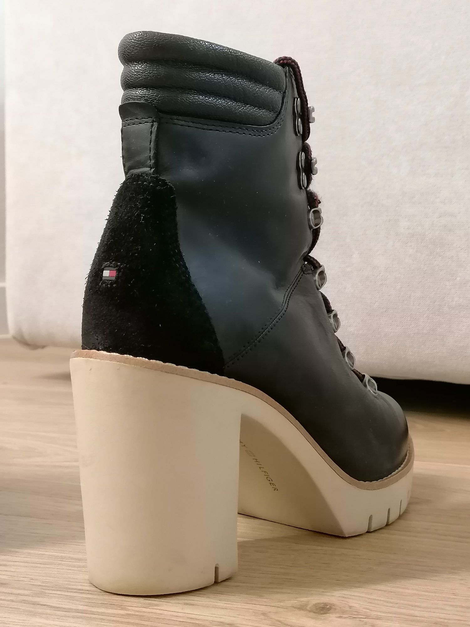 Боти естествена кожа Tommy Hilfiger