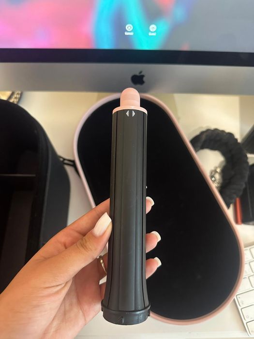Dyson Feon airwrap