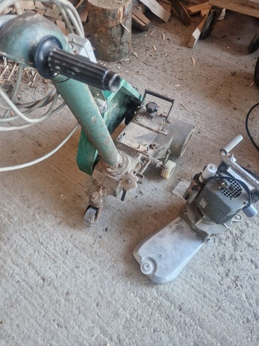 Vând set mașini de șlefuit parket