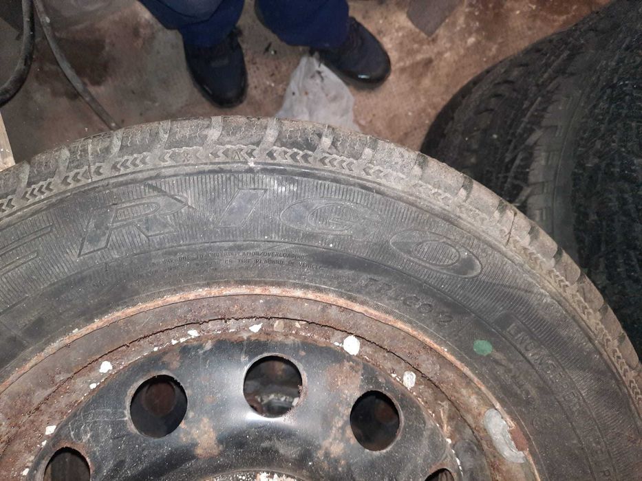 Cauciucuri,anvelope BARUM ȘI DEBICA,2 și 4 bucăți 185 65 14