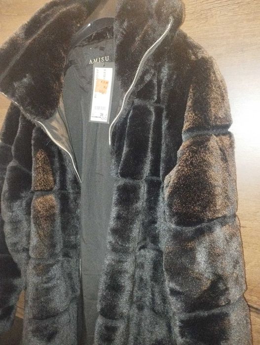 Палто с изкуствен косъм