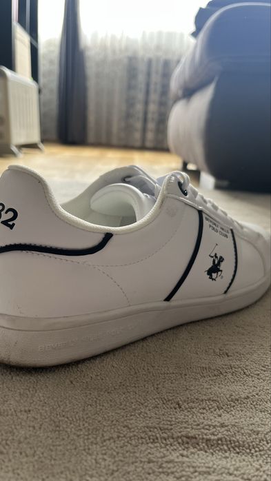 Polo обувки в бял цвят