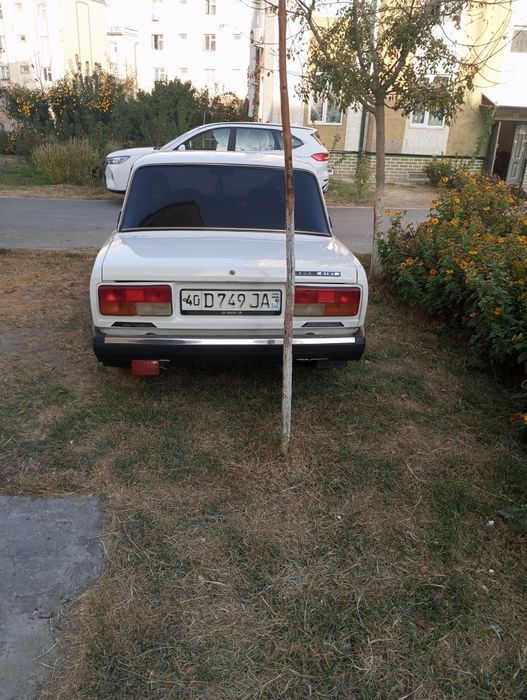 ВАЗ 2107 сотилади