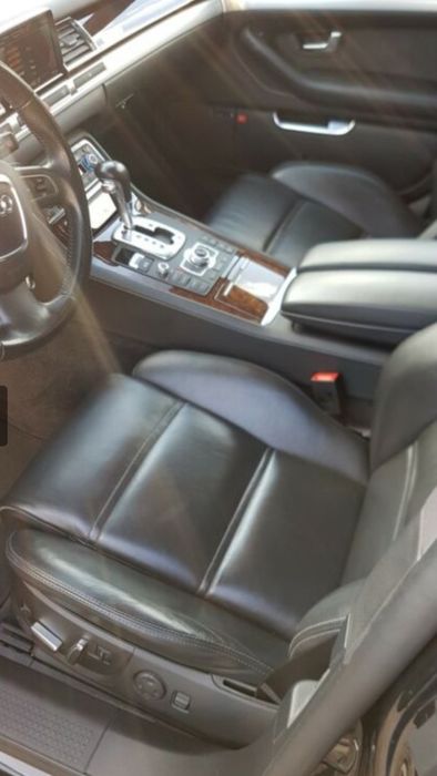 AUDI A8L W12 На части