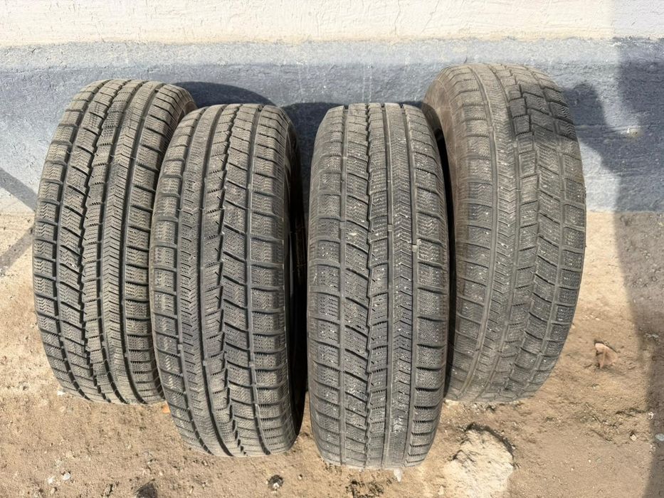 Зимние болоны 205 70 r15