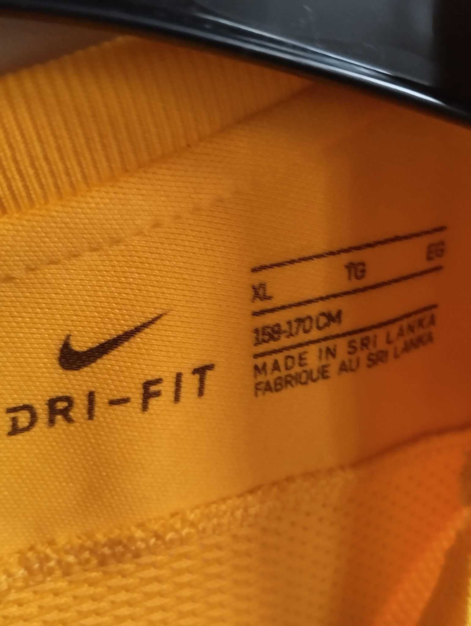 24 лв! Nike DRI -fit нова тениска с етикет.Ръст 158-170.