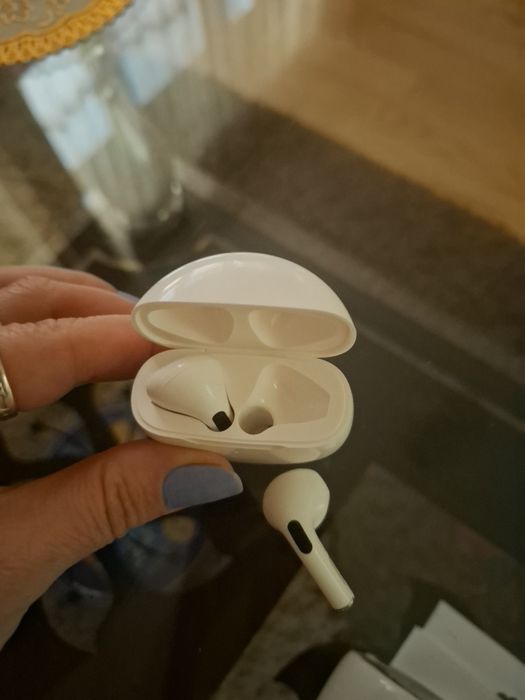 Căști magnetice fără fir